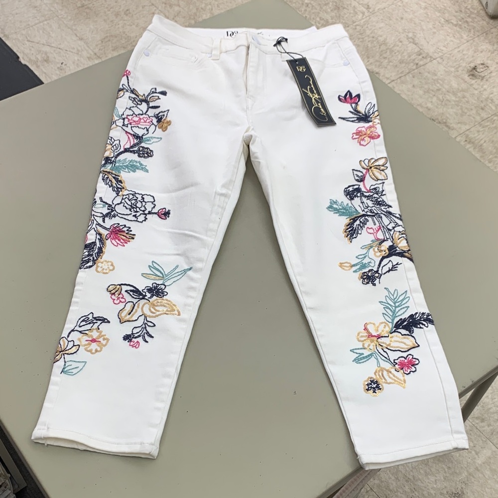 DG2 by Diane Gilman White Jeans with Navy, Hot Pink & Gold Embroidery